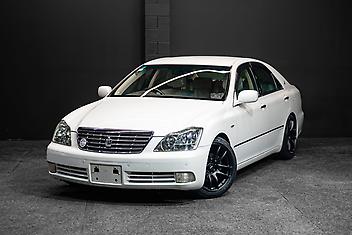 117,763 Km, Sedan, 2994 cc, Petrol engine, Automatic
