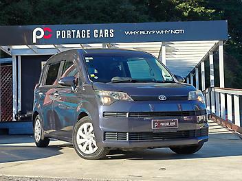 84,559 Km, Hatchback, 1425 cc, Petrol engine, Automatic