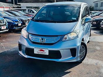 92,651 Km, Station Wagon, 1496 cc, Hybrid engine, Automatic
