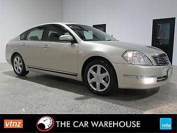 174,289 Km, Sedan, 3498 cc, Petrol engine, Automatic