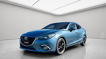 83,900 Km, Sedan, 1997 cc, Hybrid engine, Automatic