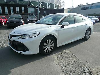 42,800 Km, Sedan, 2500 cc, Hybrid (Electric) engine, automatic