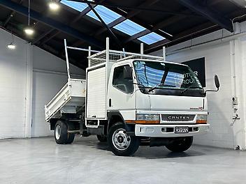 236,317 Km, Truck - Tip Truck, 3907 cc,  engine, Manual