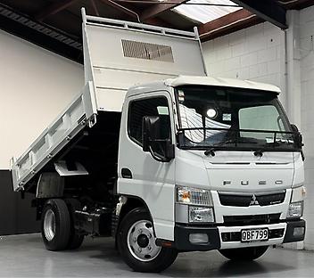 62,000 Km, Truck - Tip Truck, 2998 cc,  engine, Manual